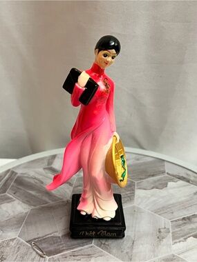 Source Unknown Pink and Gold Áo Dài Figurine
